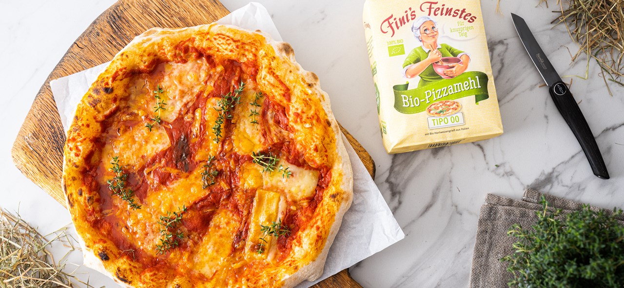 Bild zu Pizza "Heidi" mit Alpenkräutern