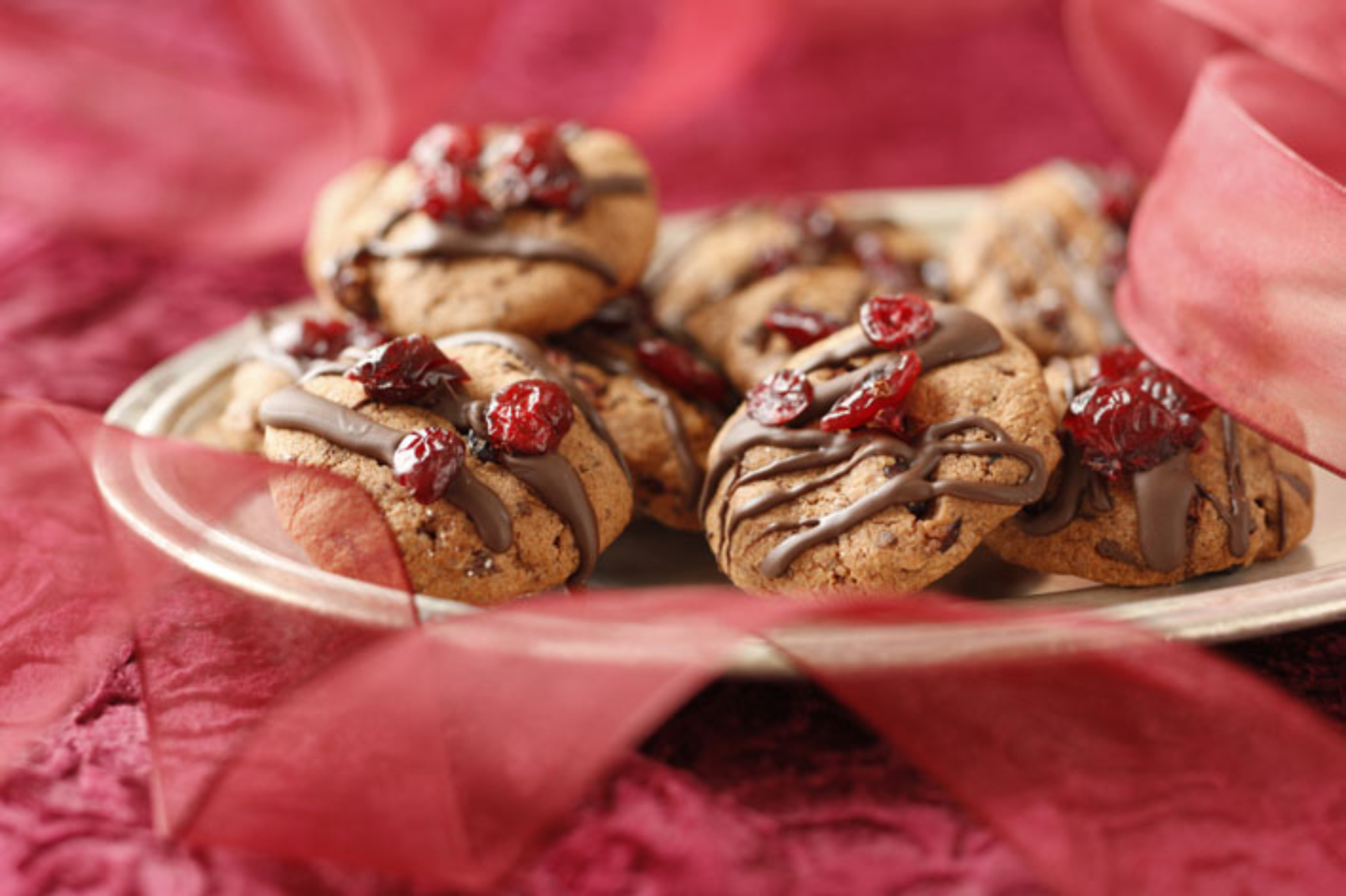 Bild zu Schoko-Cranberry-Cookies
