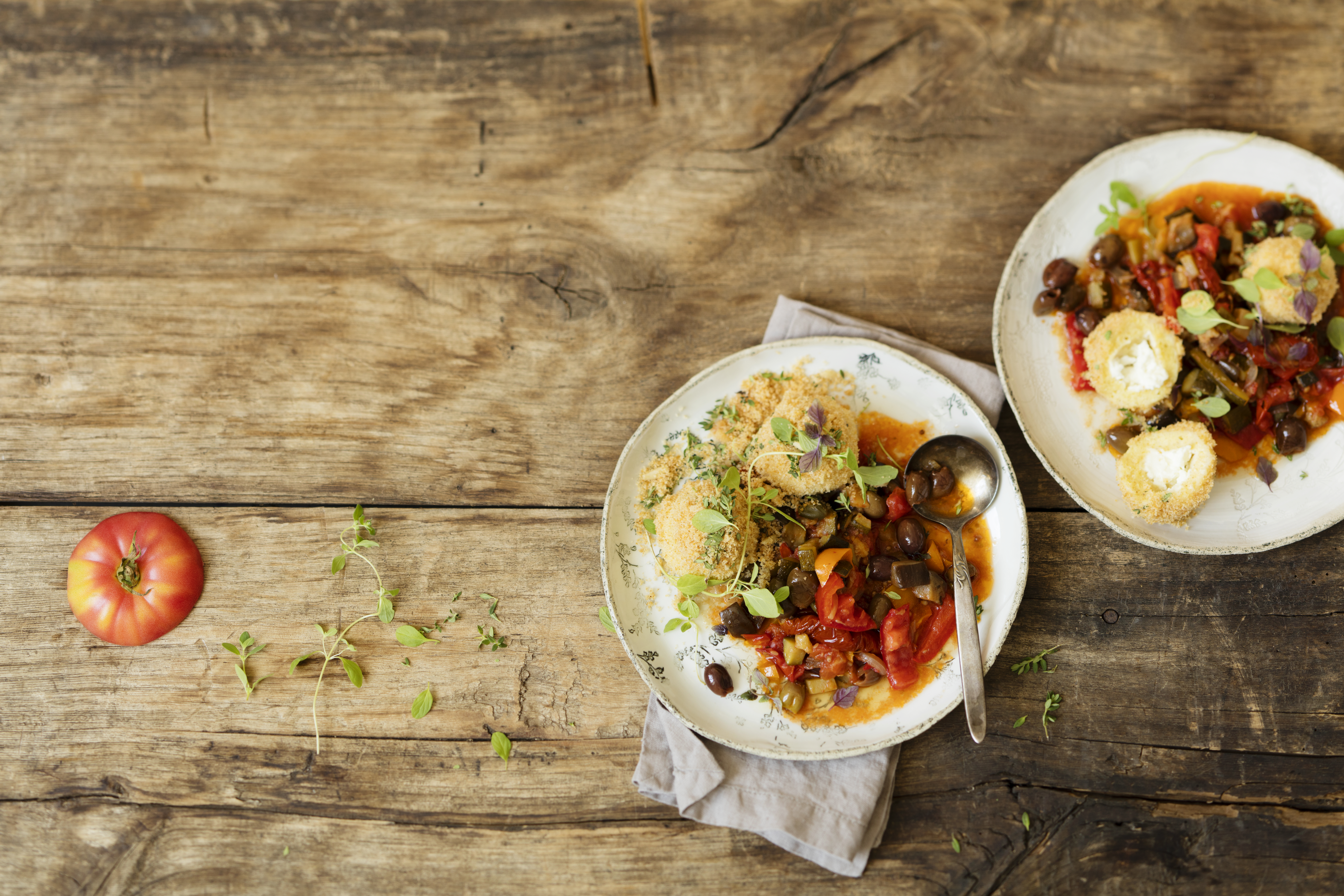 Bild zu Grießknödel mit Feta & Ratatouille
