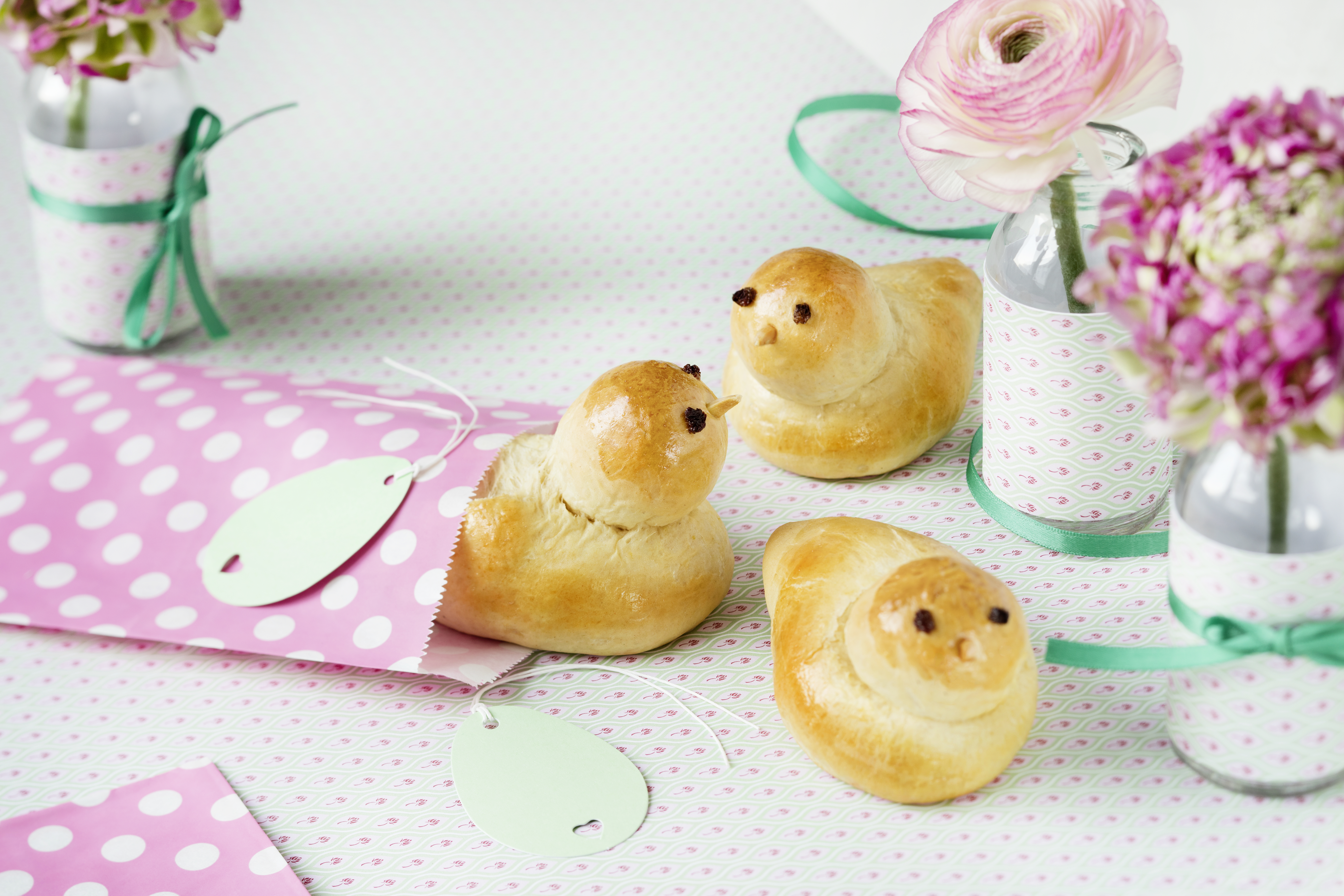 Bild zu Germteig-Osterküken