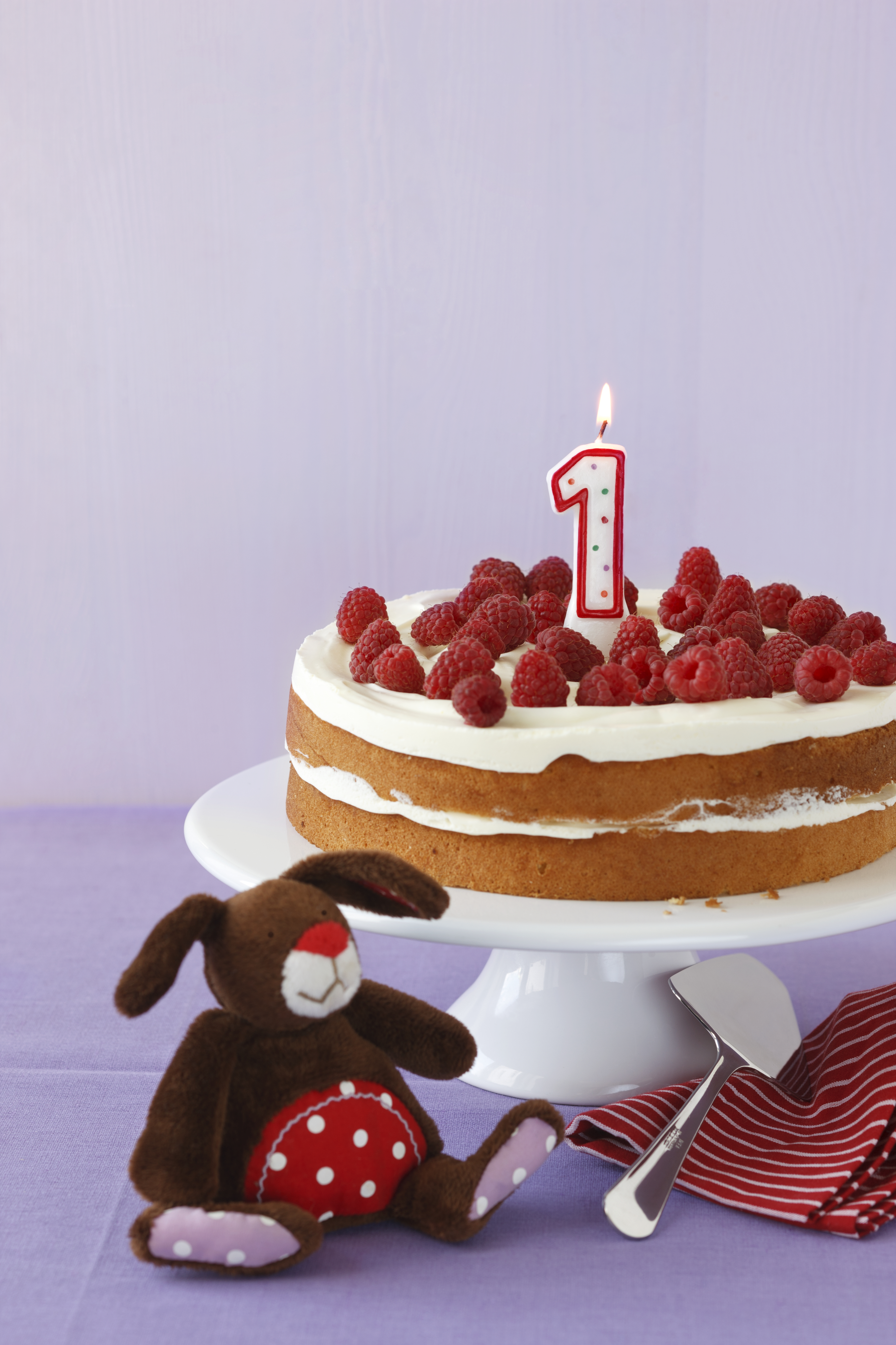 Bild zu Fruchtige Geburtstagstorte