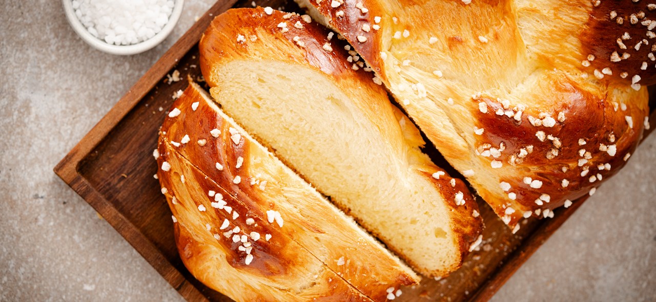 Bild zu Germteigstriezel