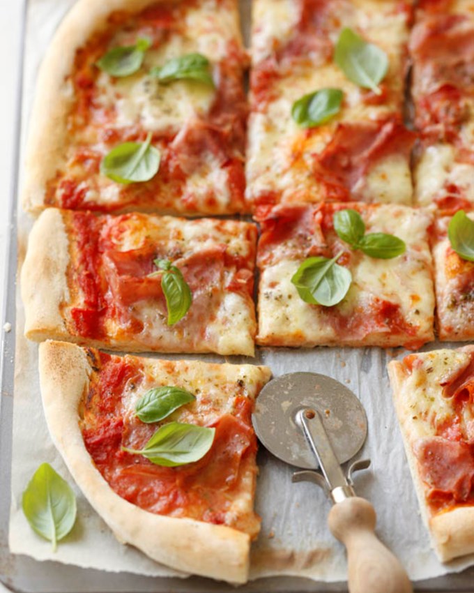 Mozzarella-Pizza Rezept | Fini´s Feinstes