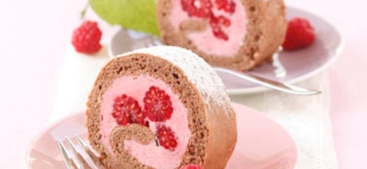 Bild zu Schoko-Himbeer-Roulade