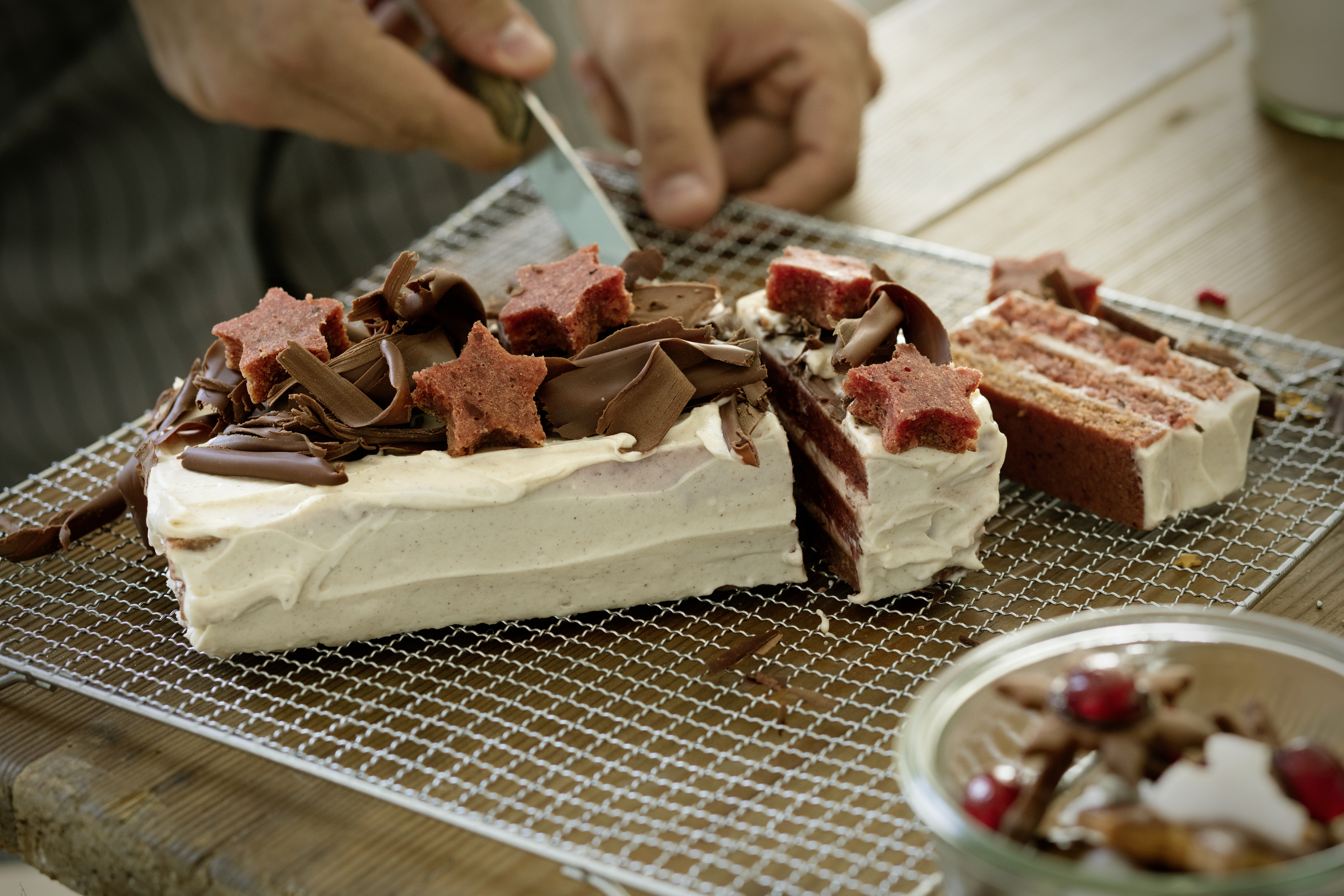 Bild zu Festliche Rote-Rüben-Zimt-Schnitte