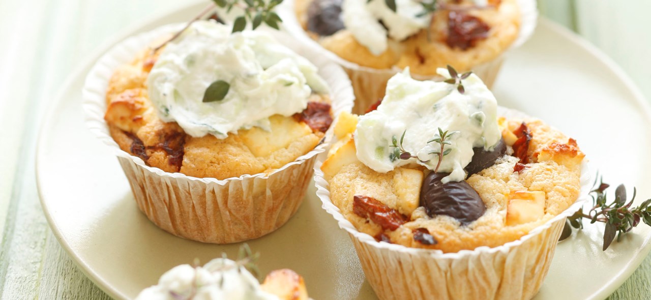 Bild zu Schafskäse-Oliven-Muffins