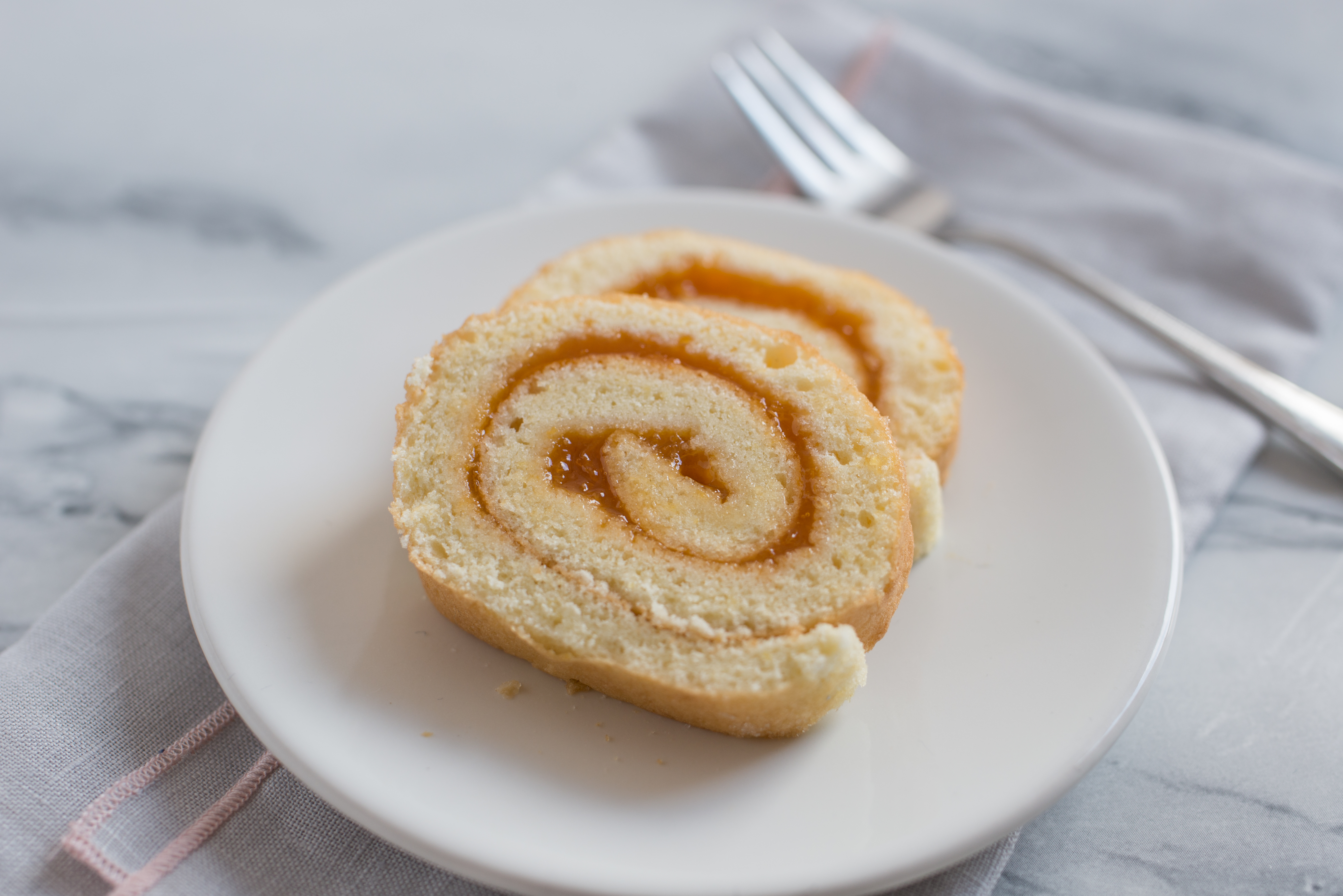 Biskuitroulade Rezept | Fini´s Feinstes