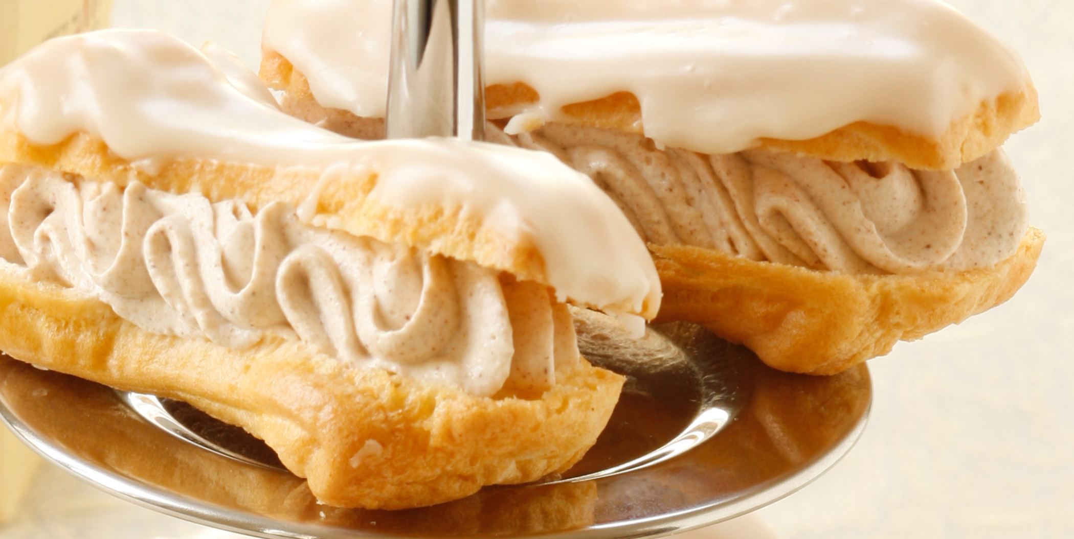 Bild zu Eclairs mit Lebkuchencreme