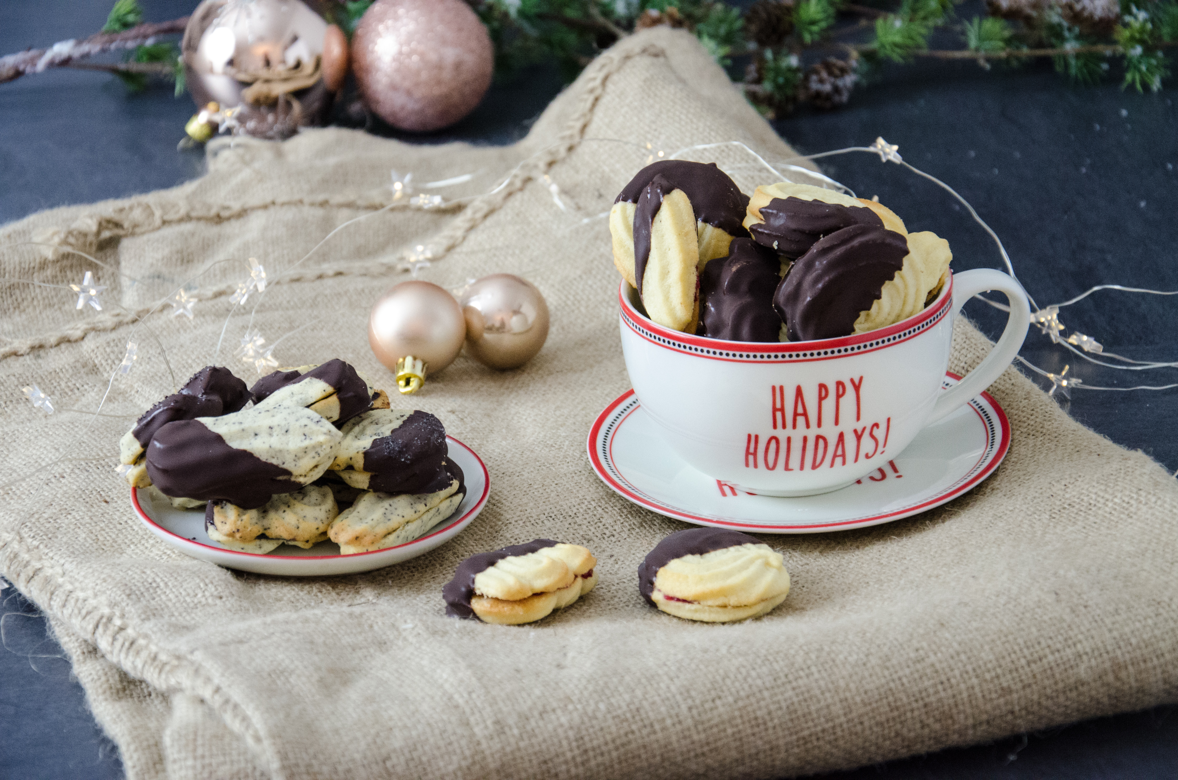 Bild zu Mohn-Spritzgebäck mit Powidlmarmelade