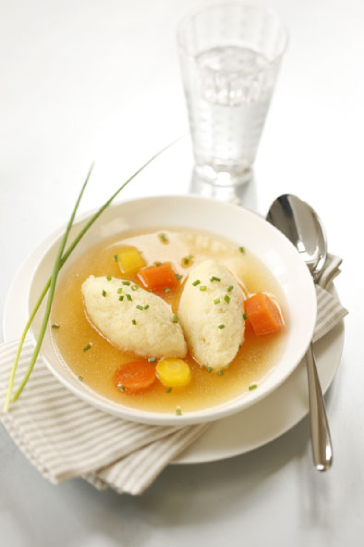 Bild zu Grießnockerlsuppe