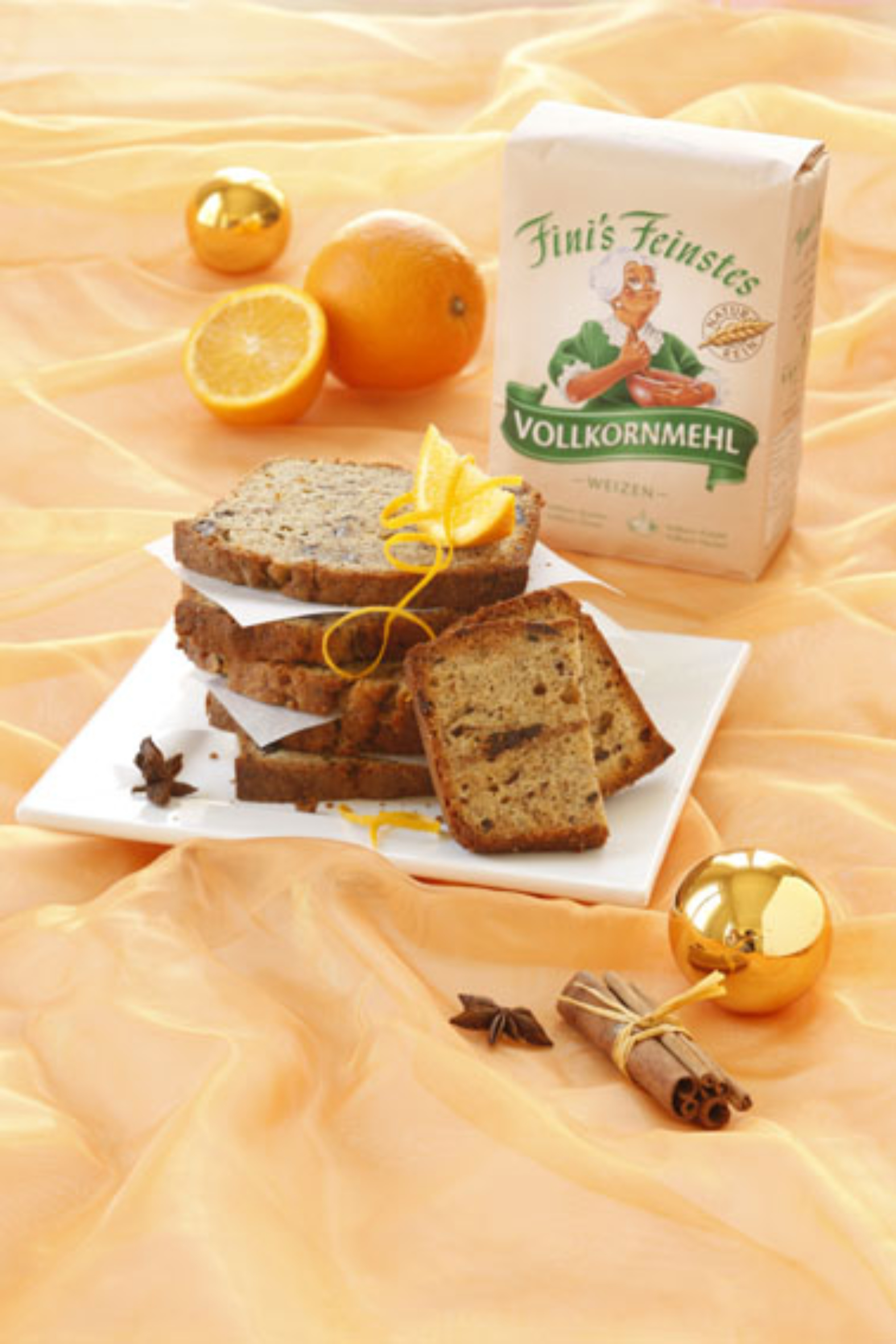 Bild zu Gewürzkuchen mit Orangen