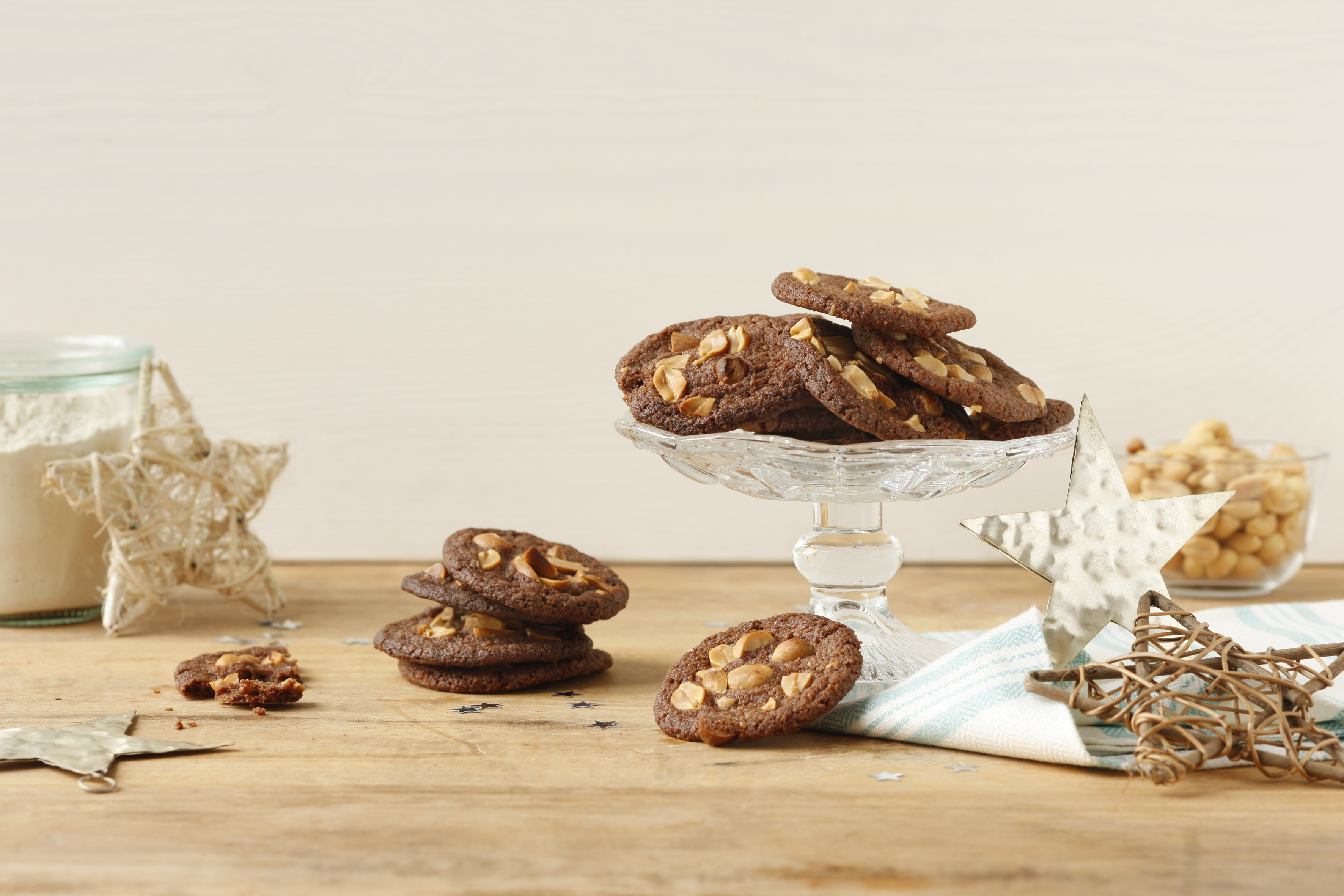 Bild zu Kakao-Erdnuss-Cookies