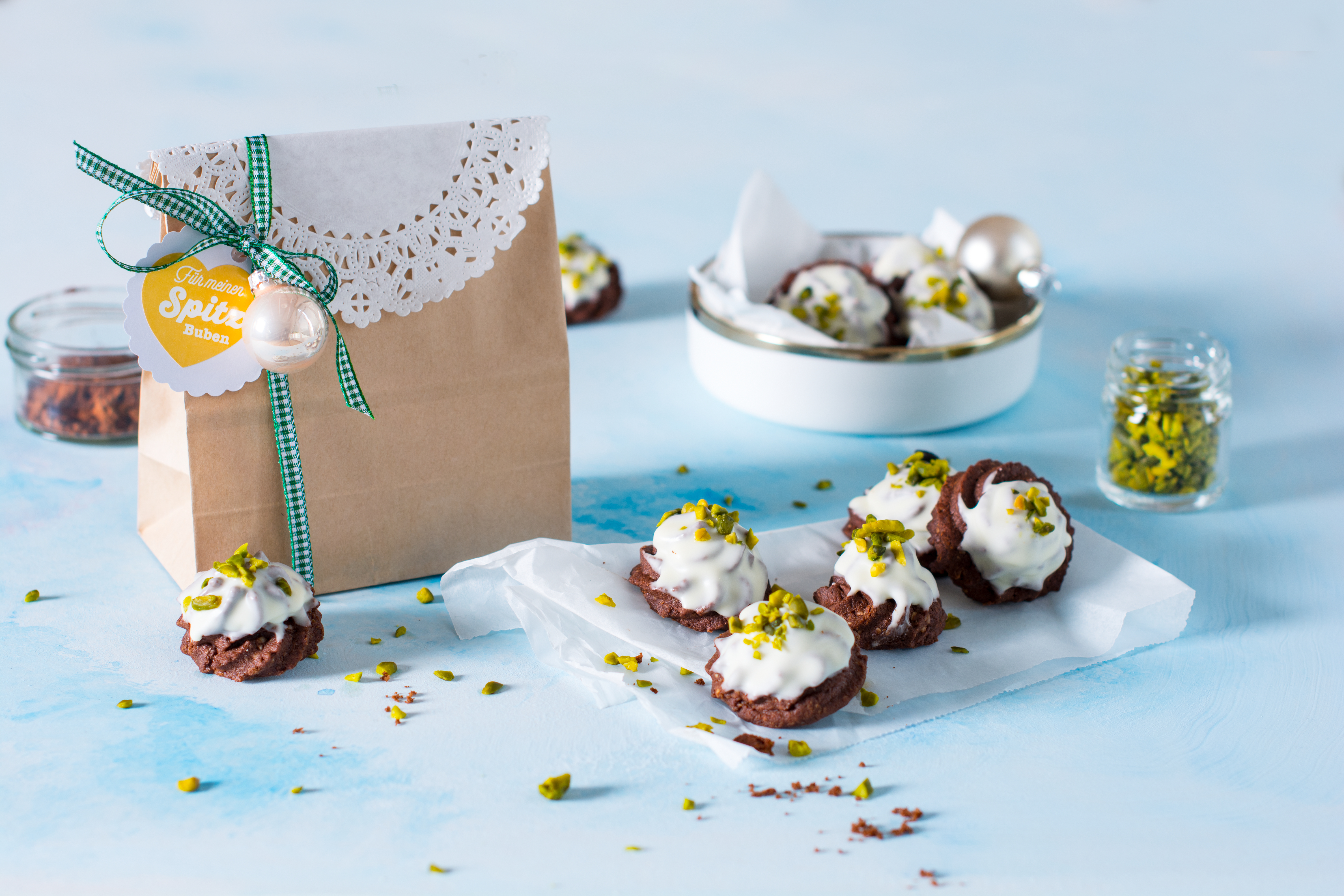 Bild zu Kakaoberge mit Schnee und Pistazien