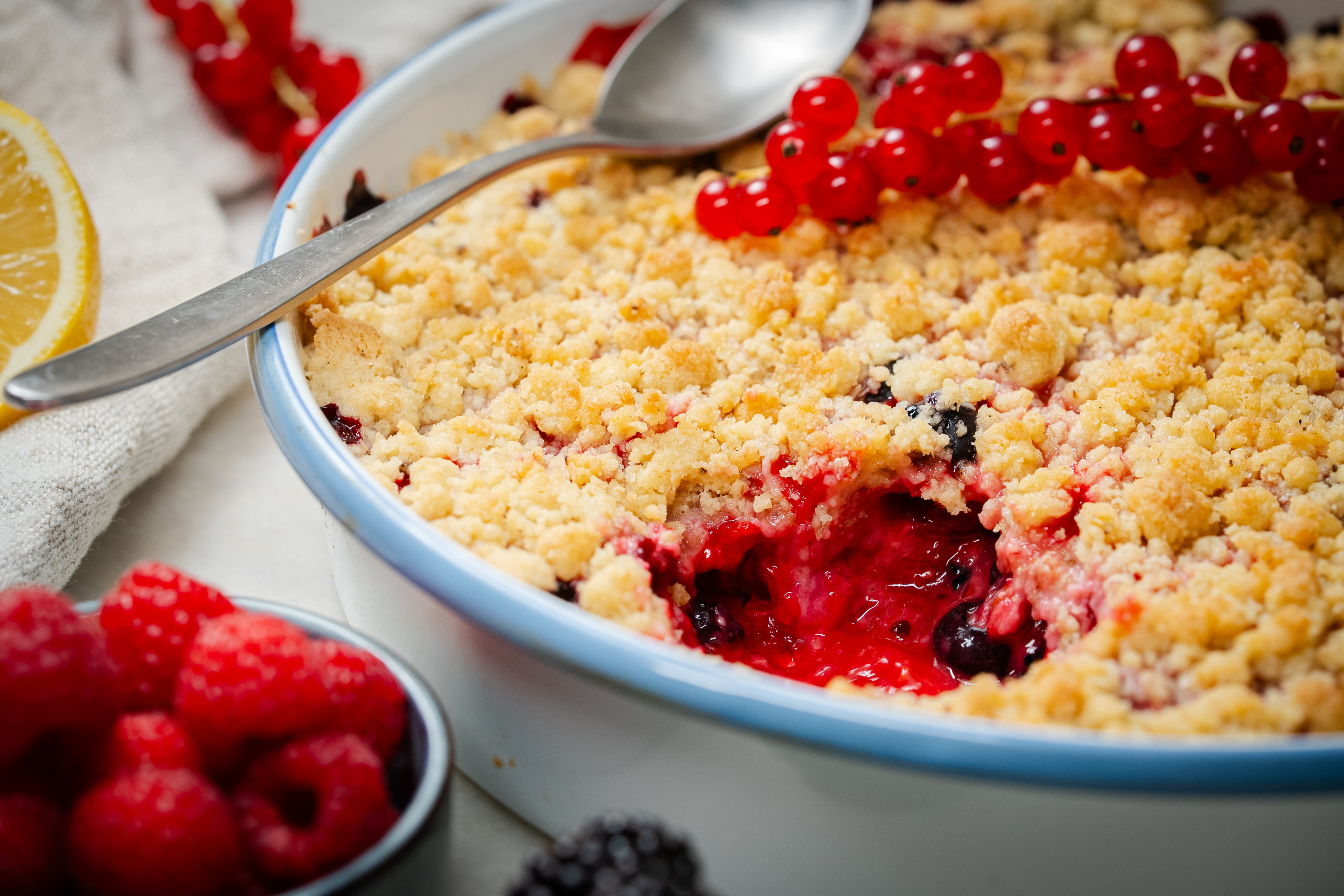 Bild zu Beerencrumble