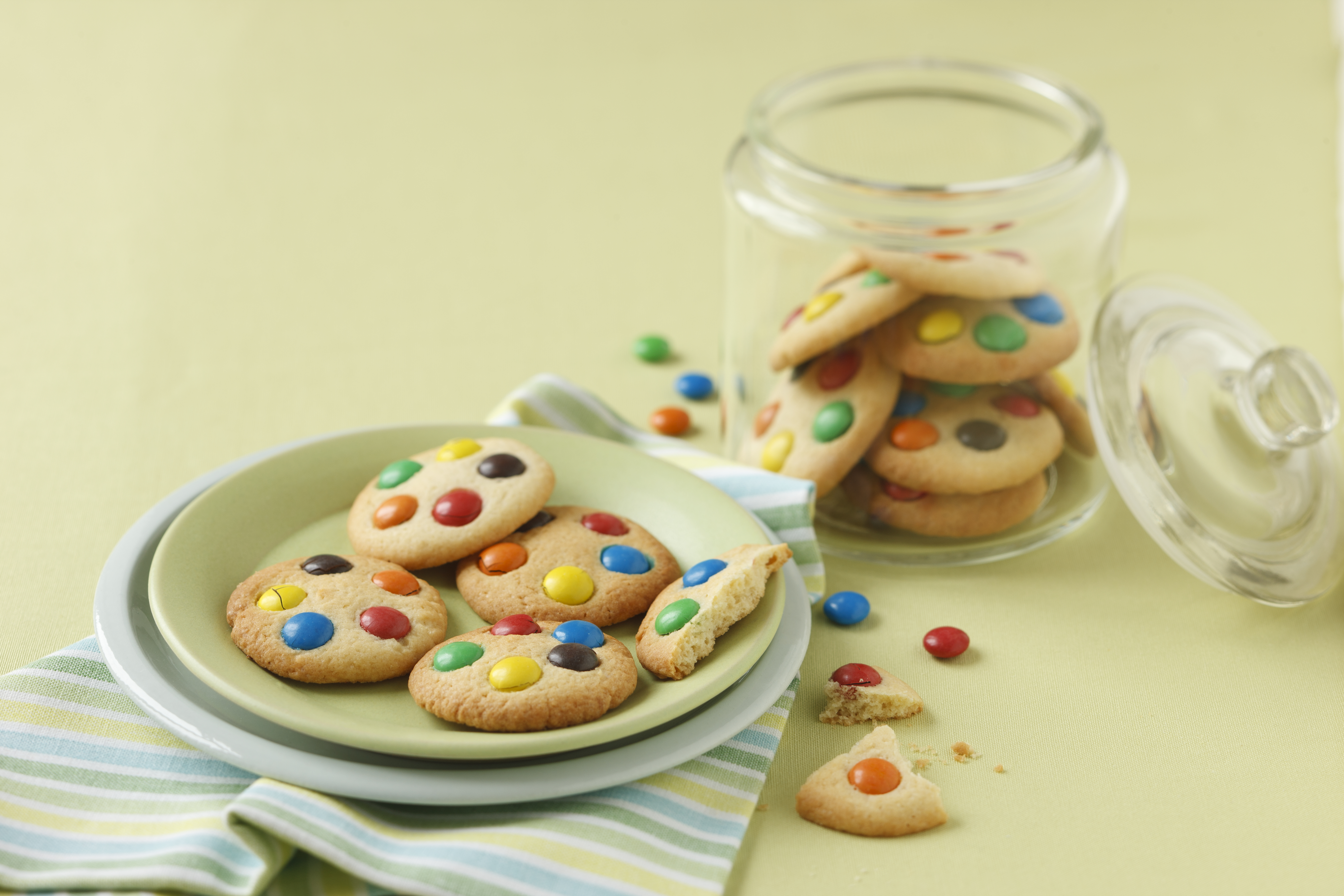 Bild zu Regenbogen-Cookies